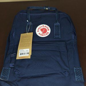 Fjallraven Kanken Classic Backpack 23565 for Everyday - Royal Blue